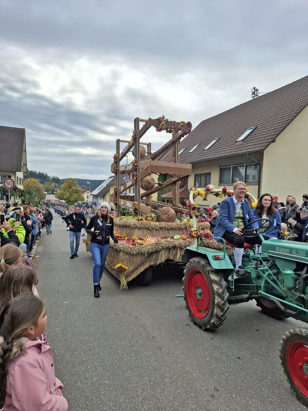 Bild Kreiserntedankfest Landjugend M&ouml;nchweiler