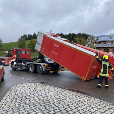 250 Einsatzkrfte bten Notfalleinsatz an der Linachtalsperre in Vhrenbach