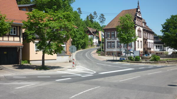 Sanierungsmanahme K 5720 Ortsdurchfahrt Fischbach - Bauarbeiten in Sinkinger Strae abgeschlossen