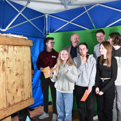 Fotobox - Erstwählerveranstaltung »Politik und Pizza"