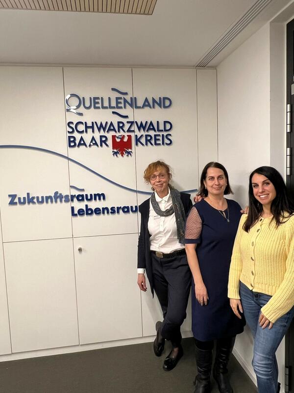 v.l. Jutta Himmelsbach (Jobcenter Schwarzwald-Baar-Kreis), Ilona Kelemen (Landratsamt Schwarzwald-Baar-Kreis), Michela Crispo (Welcome Center Schwarzwald-Baar-Heuberg)
