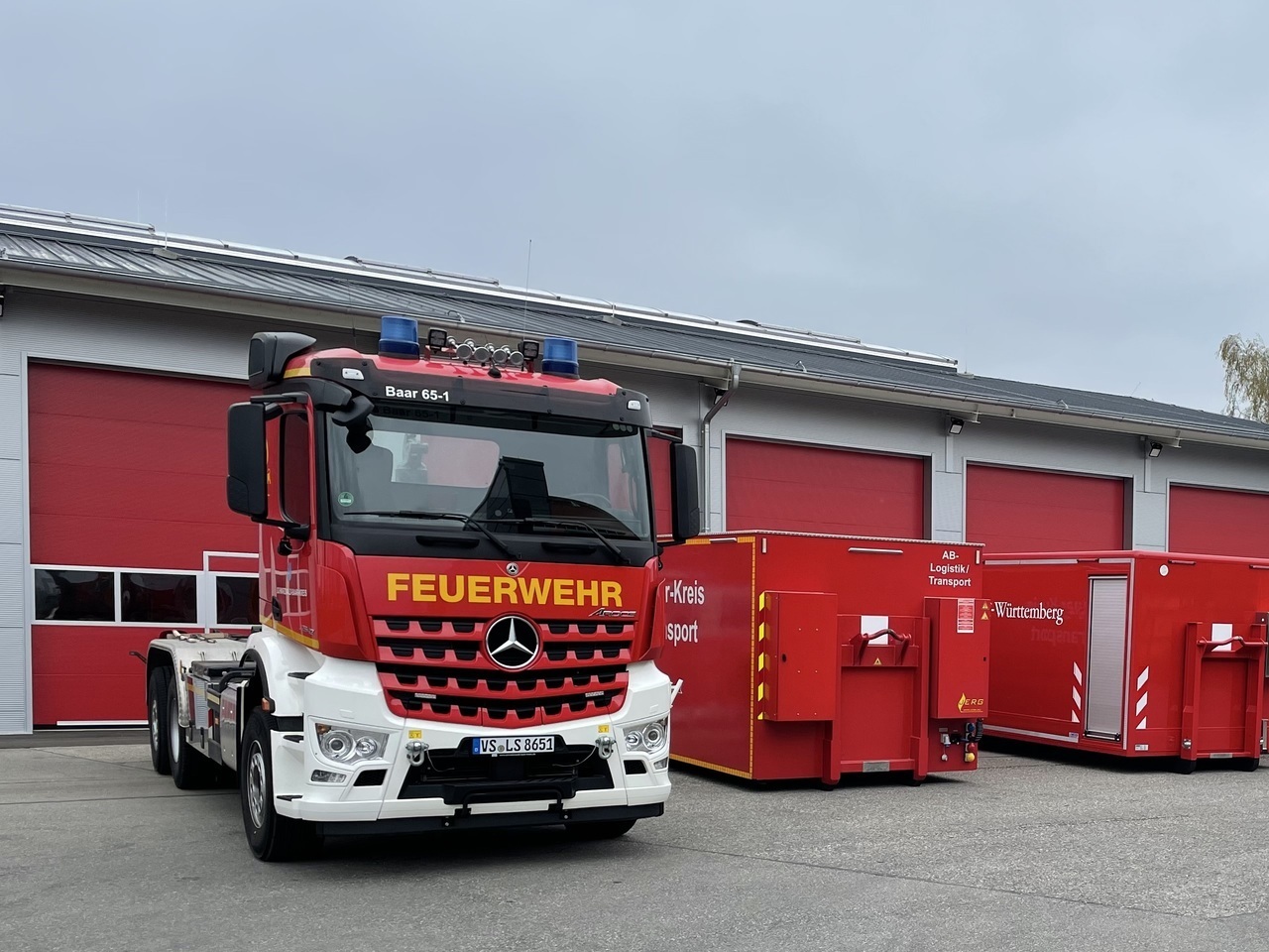 Wechsellader vor Halle Hüfingen