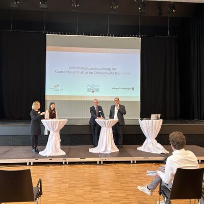 Bilder von der Infotveranstaltung Krankenhausstruktur