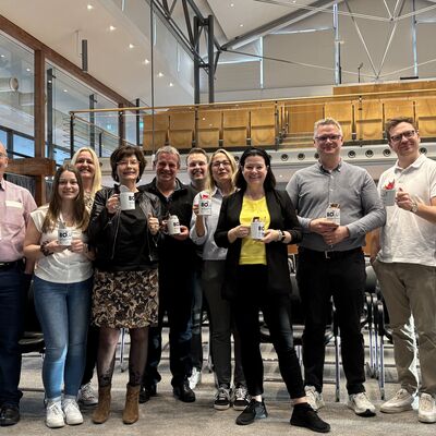 Gut angenommen wurde der Fachtag �Berufsorientierung�, der jetzt im Landratsamt Schwarzwald-Baar-Kreis in VS-Villingen stattfand. 165 Lehrkr�fte, Berufsberaterinnen und -berater sowie Partner aus Wirtschaft und Verwaltung, die Sch�lerinnen und Sch�ler bei der beruflichen Orientierung begleiten und unterst�tzen, informierten sich aus erster Hand.