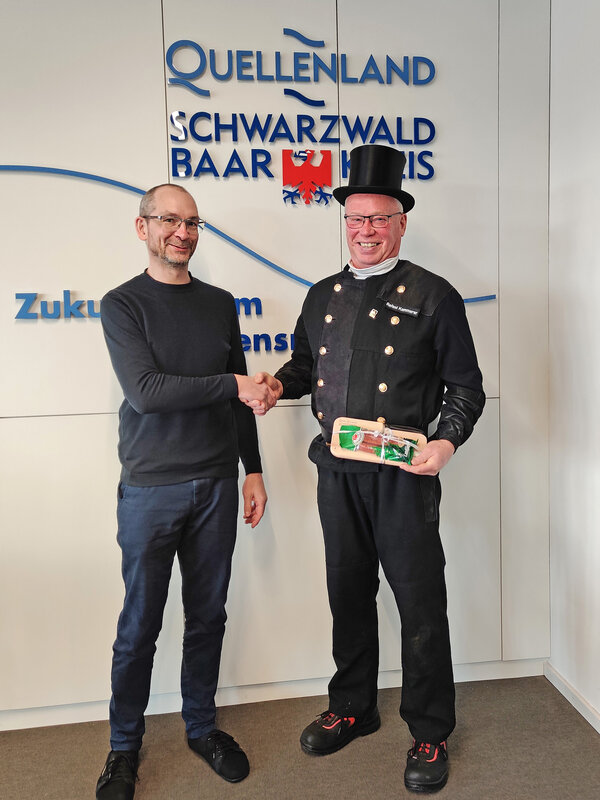 PM 200 - Bild - Praktikant Pressestelle - 16.04