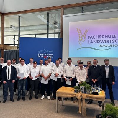 Die Abschlussklasse �Wirtschafter f�r Landbau�