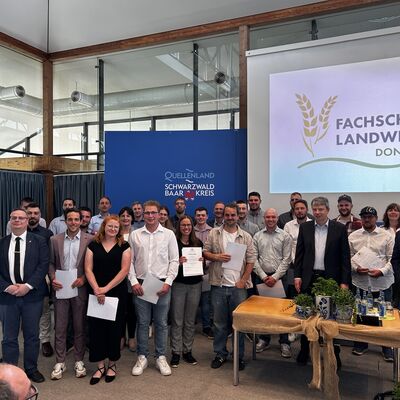 Die Abschlussklasse �Fachkraft f�r Landwirtschaft�.